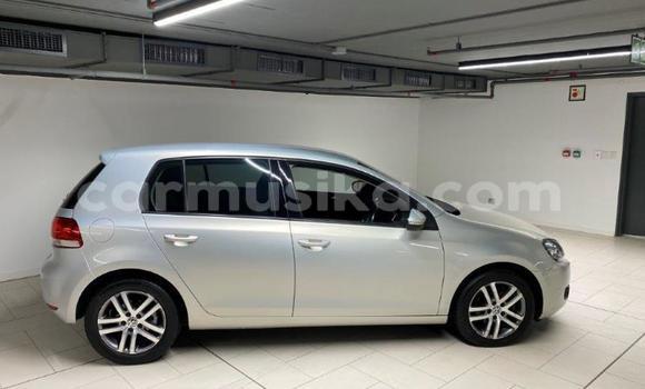 Nunua Ilio tumika Volkswagen Golf Nyeupe Gari ndani ya Beitbridge nchini Matabeleland Kusini