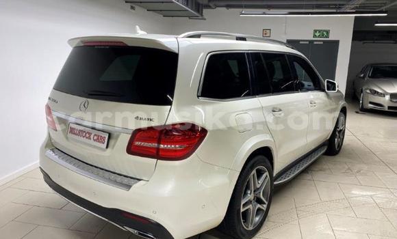 Acheter Occasion Voiture Mercedes‒Benz AMG GLC Coupe Blanc à Beitbridge, Matabeleland South Acheter Occasion Voiture Mercedes‒Benz AMG GLC Coupe Blanc à Beitbridge, Matabeleland South