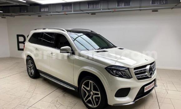 Acheter Occasion Voiture Mercedes‒Benz AMG GLC Coupe Blanc à Beitbridge, Matabeleland South Acheter Occasion Voiture Mercedes‒Benz AMG GLC Coupe Blanc à Beitbridge, Matabeleland South