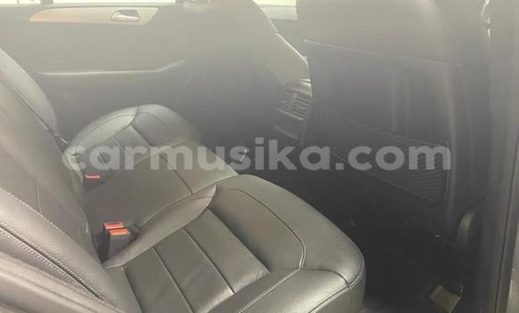 Tenga Tsaru Mercedes‒Benz E-klasse Nhema Mota in Beitbridge in Matabeleland South Tenga Tsaru Mercedes‒Benz E-klasse Nhema Mota in Beitbridge in Matabeleland South