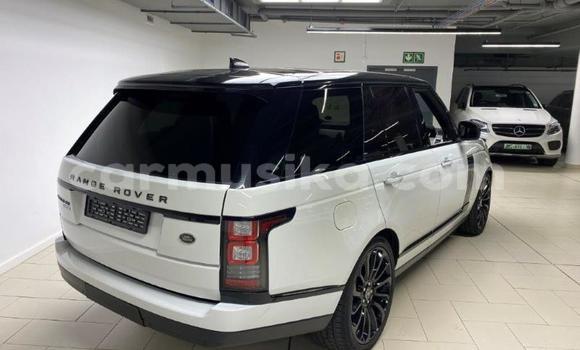 Nunua Ilio tumika Land Rover Discovery Nyeupe Gari ndani ya Beitbridge nchini Matabeleland Kusini Nunua Ilio tumika Land Rover Discovery Nyeupe Gari ndani ya Beitbridge nchini Matabeleland Kusini