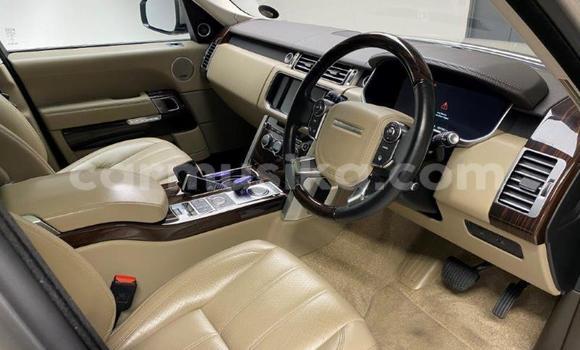 Nunua Ilio tumika Land Rover Discovery Nyeupe Gari ndani ya Beitbridge nchini Matabeleland Kusini Nunua Ilio tumika Land Rover Discovery Nyeupe Gari ndani ya Beitbridge nchini Matabeleland Kusini