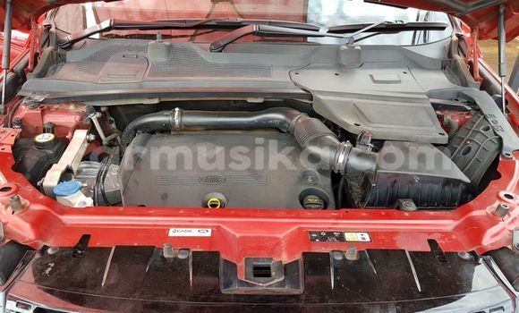 Buy Used Land Rover Discovery Sport Red Car in Beitbridge in Matabeleland South Buy Used Land Rover Discovery Sport Red Car in Beitbridge in Matabeleland South