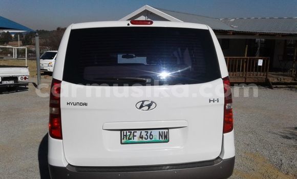 Tenga Tsaru Hyundai H1 Chena Mota in Harare in Harare Tenga Tsaru Hyundai H1 Chena Mota in Harare in Harare