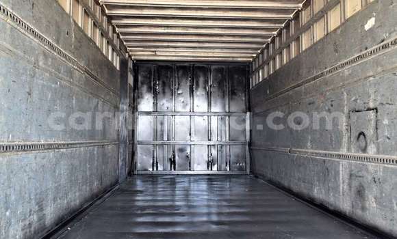 Acheter Occasion Utilitaire Hino Ranger Blanc à Beitbridge, Matabeleland South Acheter Occasion Utilitaire Hino Ranger Blanc à Beitbridge, Matabeleland South