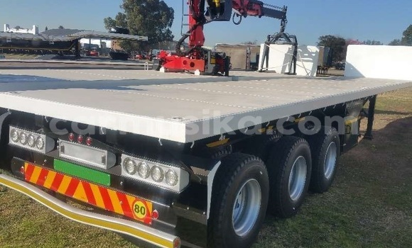 Buy Used Powerstar 2628 White Truck in Beitbridge in Matabeleland South