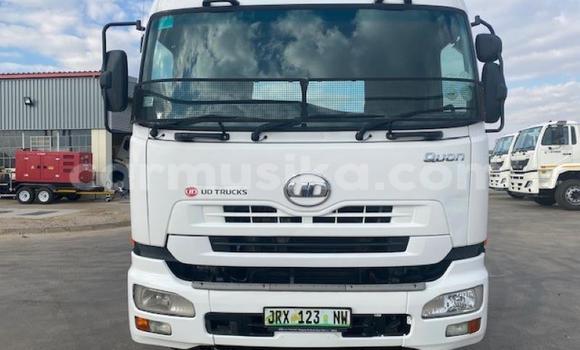 Acheter Occasion Utilitaire Nissan UD Blanc à Beitbridge, Matabeleland South Acheter Occasion Utilitaire Nissan UD Blanc à Beitbridge, Matabeleland South