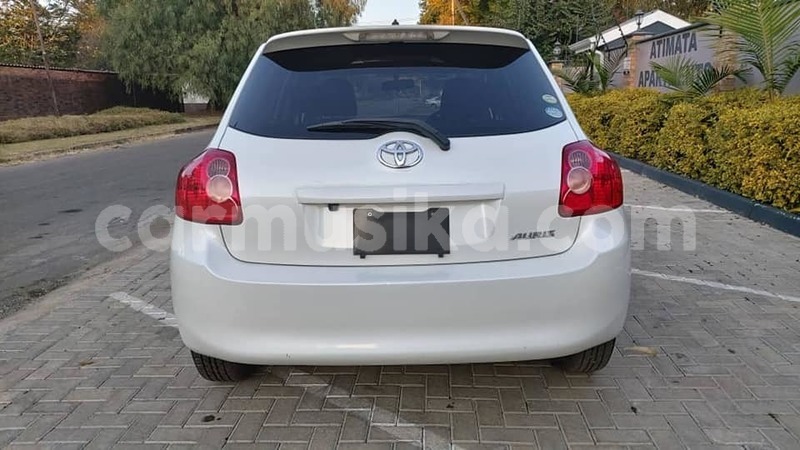 Big with watermark toyota auris harare harare 14507