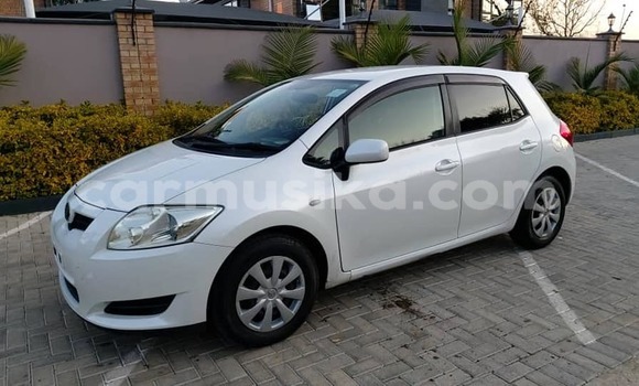 Buy Used Toyota Auris White Car in Harare in Harare Buy Used Toyota Auris White Car in Harare in Harare