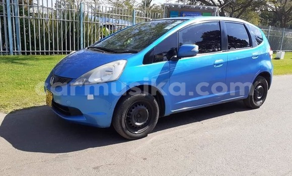 Buy Used Honda Fit Blue Car in Harare in Harare Buy Used Honda Fit Blue Car in Harare in Harare