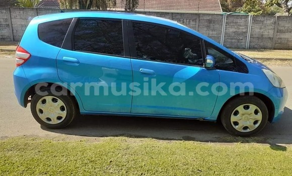 Buy Used Honda Fit Blue Car in Harare in Harare Buy Used Honda Fit Blue Car in Harare in Harare