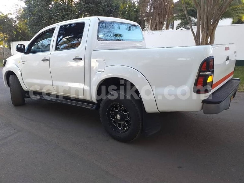 Big with watermark toyota hilux harare harare 14520