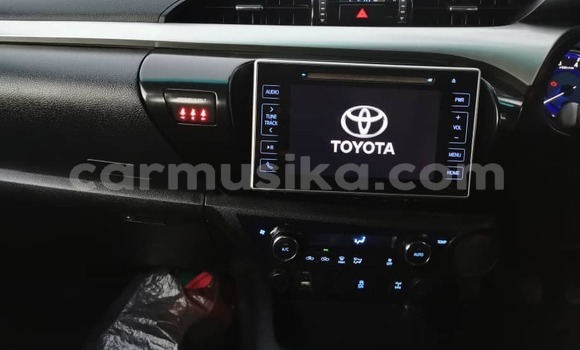 Buy Used Toyota RAV4 White Car in Harare in Harare Buy Used Toyota RAV4 White Car in Harare in Harare