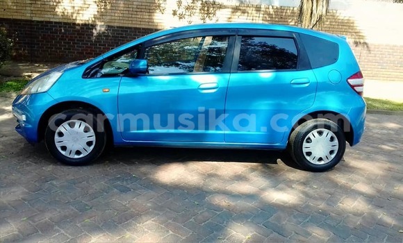 Buy Used Honda Fit Blue Car in Harare in Harare Buy Used Honda Fit Blue Car in Harare in Harare
