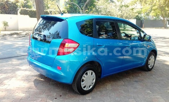 Buy Used Honda Fit Blue Car in Harare in Harare Buy Used Honda Fit Blue Car in Harare in Harare
