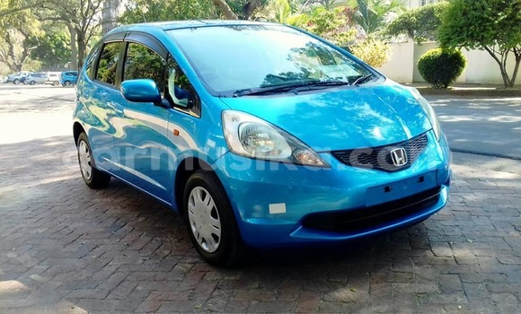 Buy Used Honda Fit Blue Car in Harare in Harare Buy Used Honda Fit Blue Car in Harare in Harare