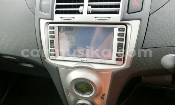 Tenga Tsaru Toyota Vitz Bhuruu Mota in Beitbridge in Matabeleland South Tenga Tsaru Toyota Vitz Bhuruu Mota in Beitbridge in Matabeleland South