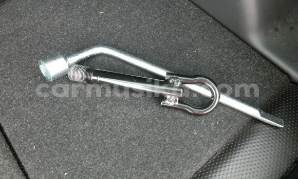 Tenga Tsaru Toyota Vitz Bhuruu Mota in Beitbridge in Matabeleland South Tenga Tsaru Toyota Vitz Bhuruu Mota in Beitbridge in Matabeleland South