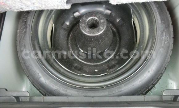 Tenga Tsaru Toyota Vitz Bhuruu Mota in Beitbridge in Matabeleland South Tenga Tsaru Toyota Vitz Bhuruu Mota in Beitbridge in Matabeleland South