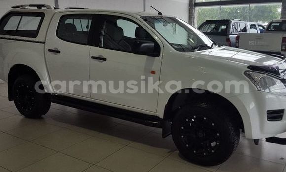 Buy Used Isuzu KB White Car in Beitbridge in Matabeleland South