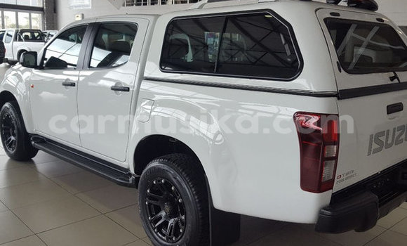 Nunua Ilio tumika Isuzu KB Nyeupe Gari ndani ya Beitbridge nchini Matabeleland Kusini Nunua Ilio tumika Isuzu KB Nyeupe Gari ndani ya Beitbridge nchini Matabeleland Kusini