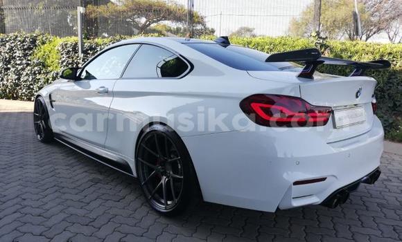 Tenga Tsaru BMW 3–Series Chena Mota in Beitbridge in Matabeleland South Tenga Tsaru BMW 3–Series Chena Mota in Beitbridge in Matabeleland South