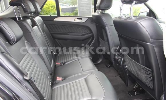 Tenga Tsaru Mercedes‒Benz C-klasse AMG Nhema Mota in Beitbridge in Matabeleland South Tenga Tsaru Mercedes‒Benz C-klasse AMG Nhema Mota in Beitbridge in Matabeleland South