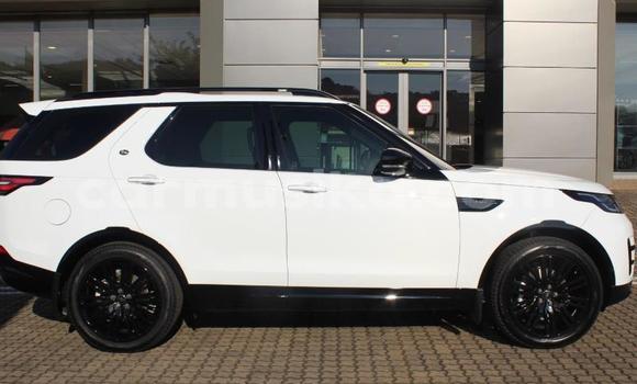 Acheter Occasion Voiture Land Rover Discovery Blanc à Beitbridge, Matabeleland South Acheter Occasion Voiture Land Rover Discovery Blanc à Beitbridge, Matabeleland South