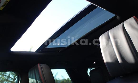 Acheter Occasion Voiture Land Rover Discovery Blanc à Beitbridge, Matabeleland South Acheter Occasion Voiture Land Rover Discovery Blanc à Beitbridge, Matabeleland South