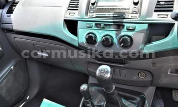 Acheter Occasion Voiture Toyota Hilux Blanc à Beitbridge, Matabeleland South Acheter Occasion Voiture Toyota Hilux Blanc à Beitbridge, Matabeleland South