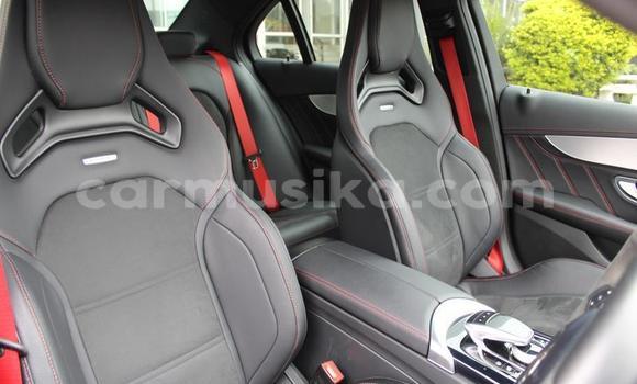 Tenga Tsaru Mercedes‒Benz C–Class Tsvuku Mota in Beitbridge in Matabeleland South Tenga Tsaru Mercedes‒Benz C–Class Tsvuku Mota in Beitbridge in Matabeleland South