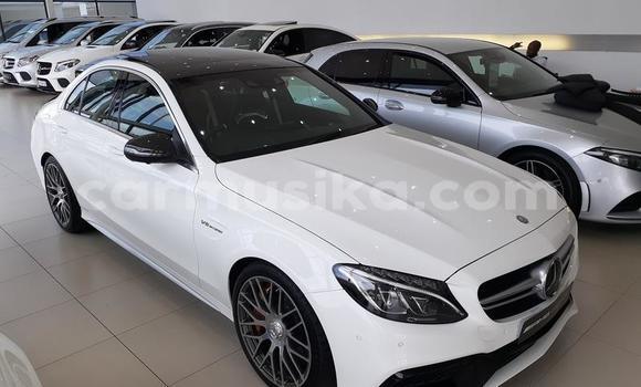 Acheter Occasion Voiture Mercedes‒Benz C–Class Blanc à Beitbridge, Matabeleland South