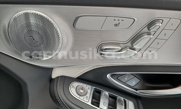 Acheter Occasion Voiture Mercedes‒Benz C–Class Blanc à Beitbridge, Matabeleland South Acheter Occasion Voiture Mercedes‒Benz C–Class Blanc à Beitbridge, Matabeleland South