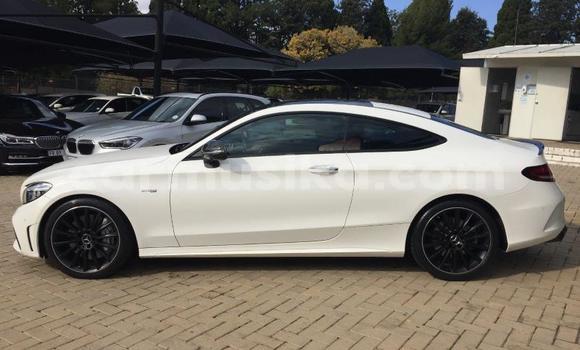 Tenga Tsaru Mercedes‒Benz C–Class Chena Mota in Beitbridge in Matabeleland South