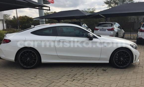 Buy Used Mercedes‒Benz C–Class White Car in Beitbridge in Matabeleland South Buy Used Mercedes‒Benz C–Class White Car in Beitbridge in Matabeleland South