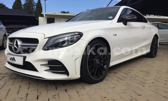 Buy Used Mercedes‒Benz C–Class White Car in Beitbridge in Matabeleland South Buy Used Mercedes‒Benz C–Class White Car in Beitbridge in Matabeleland South