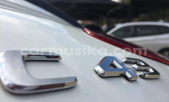 Buy Used Mercedes‒Benz C–Class White Car in Beitbridge in Matabeleland South Buy Used Mercedes‒Benz C–Class White Car in Beitbridge in Matabeleland South