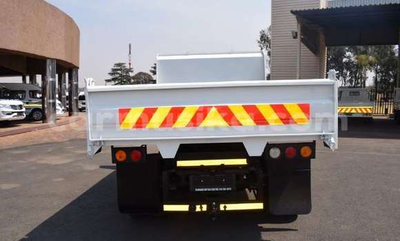 Tenga Tsaru Isuzu FTR 850 Chena Rori in Beitbridge in Matabeleland South Tenga Tsaru Isuzu FTR 850 Chena Rori in Beitbridge in Matabeleland South
