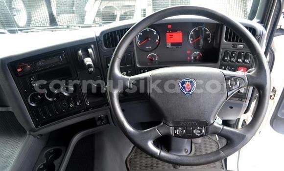 Tenga Tsaru Scania R420 Chena Rori in Beitbridge in Matabeleland South Tenga Tsaru Scania R420 Chena Rori in Beitbridge in Matabeleland South