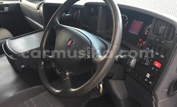 Tenga Tsaru Scania R420 Chena Rori in Beitbridge in Matabeleland South Tenga Tsaru Scania R420 Chena Rori in Beitbridge in Matabeleland South