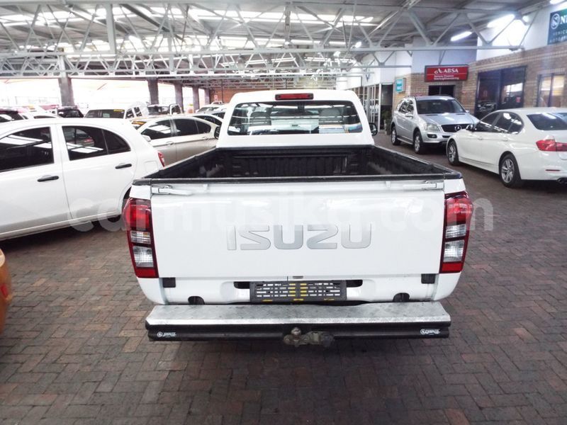 Big with watermark isuzu kb harare harare 14570