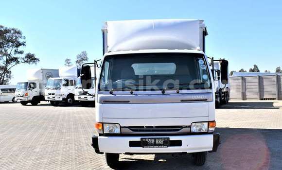 Acheter Occasion Utilitaire Iveco Zeta Blanc à Beitbridge, Matabeleland South Acheter Occasion Utilitaire Iveco Zeta Blanc à Beitbridge, Matabeleland South