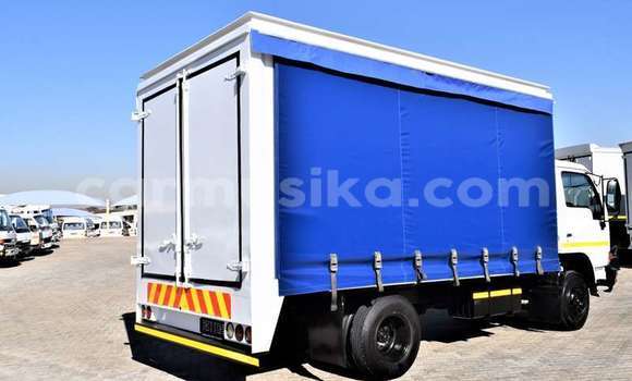 Acheter Occasion Utilitaire Iveco Zeta Blanc à Beitbridge, Matabeleland South Acheter Occasion Utilitaire Iveco Zeta Blanc à Beitbridge, Matabeleland South