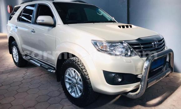 Tenga Tsaru Toyota Fortuner Sirivha Mota in Beitbridge in Matabeleland South Tenga Tsaru Toyota Fortuner Sirivha Mota in Beitbridge in Matabeleland South