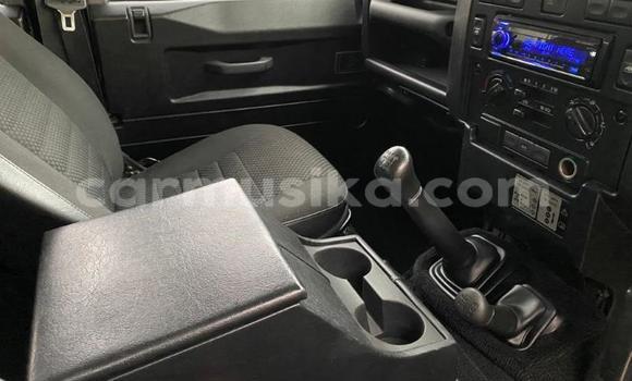 Tenga Tsaru Land Rover Defender Nhema Mota in Beitbridge in Matabeleland South Tenga Tsaru Land Rover Defender Nhema Mota in Beitbridge in Matabeleland South