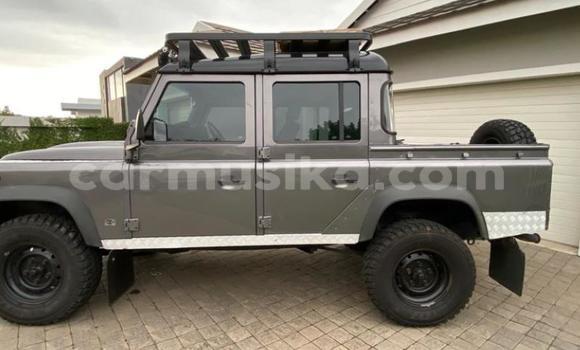 Tenga Tsaru Land Rover Defender Nhema Mota in Beitbridge in Matabeleland South Tenga Tsaru Land Rover Defender Nhema Mota in Beitbridge in Matabeleland South