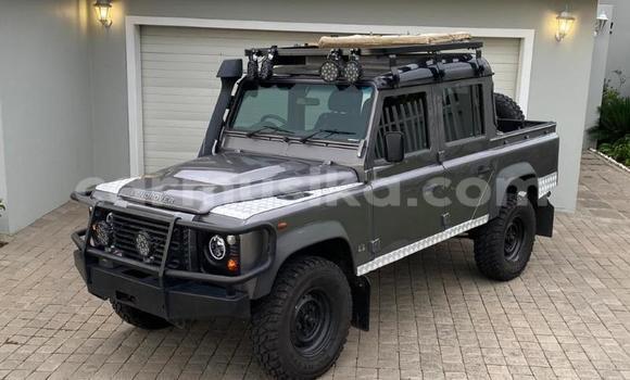 Tenga Tsaru Land Rover Defender Nhema Mota in Beitbridge in Matabeleland South Tenga Tsaru Land Rover Defender Nhema Mota in Beitbridge in Matabeleland South