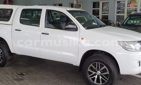 Tenga Tsaru Mazda BT-50 Chena Mota in Borrowdale in Harare Tenga Tsaru Mazda BT-50 Chena Mota in Borrowdale in Harare