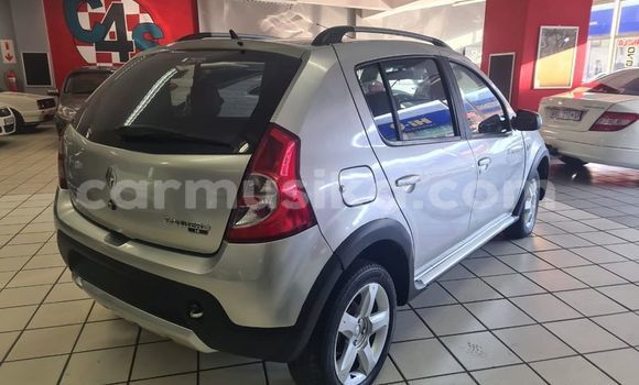 Tenga Tsaru Renault Sandero Sirivha Mota in Harare in Harare Tenga Tsaru Renault Sandero Sirivha Mota in Harare in Harare