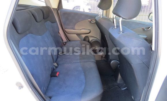 Tenga Tsaru Honda Jazz Chena Mota in Harare in Harare Tenga Tsaru Honda Jazz Chena Mota in Harare in Harare